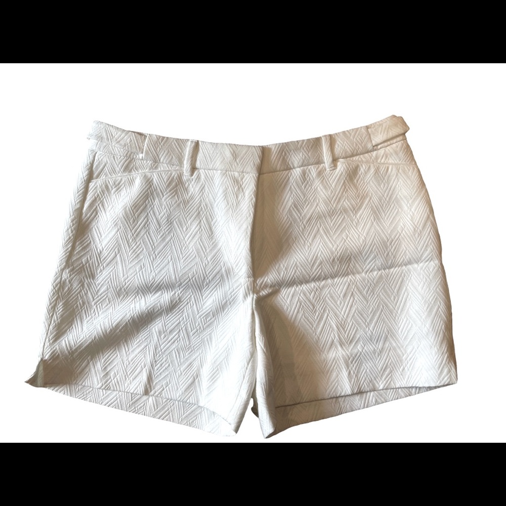 White House Black Market Bright White 5” shorts